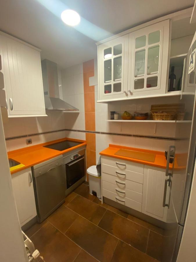 De Frente A 4 Torres, Habitacion Con Bano Hotell Madrid Eksteriør bilde